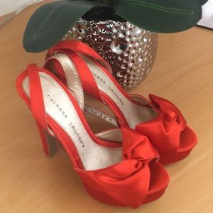 Chinese Laundry 5’ Orange Satin Heels 👠 w/ a Bow
